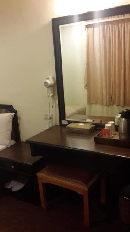 Kaja Hotel Kaohsiung Bagian luar foto