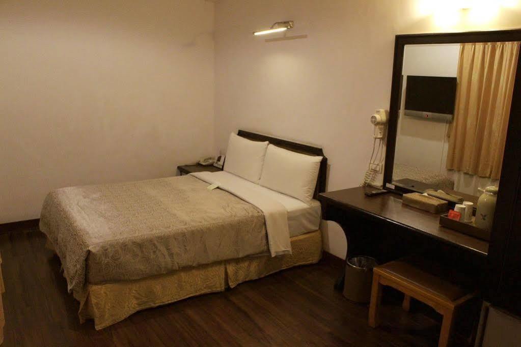 Kaja Hotel Kaohsiung Bagian luar foto