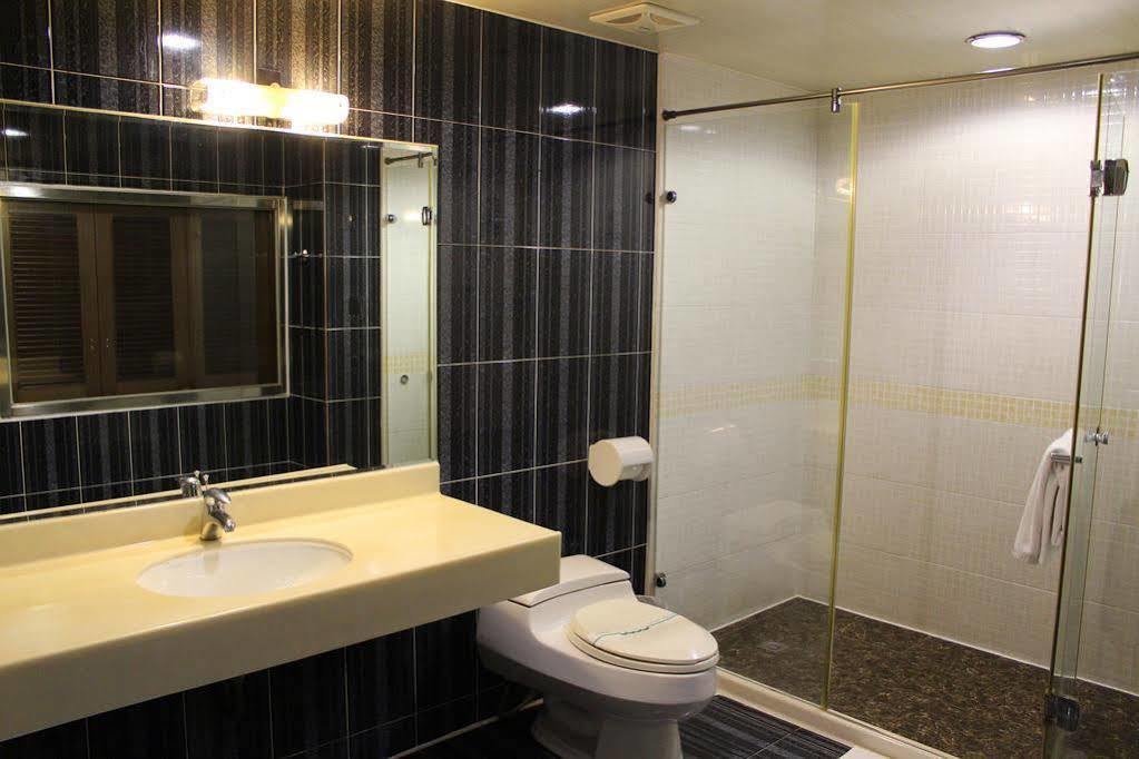 Kaja Hotel Kaohsiung Bagian luar foto